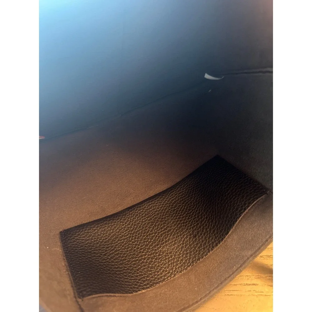 Vince Camuto Pebbled Leather Tote Bag Black & Gray Classic Minimalist‎ Career